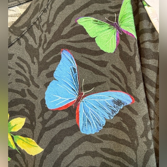 JOHNNY WAS Blooming Breeze Floral Print Crew Neck Short Sleeve Relaxed Tee Shirt - Picture 8 of 15